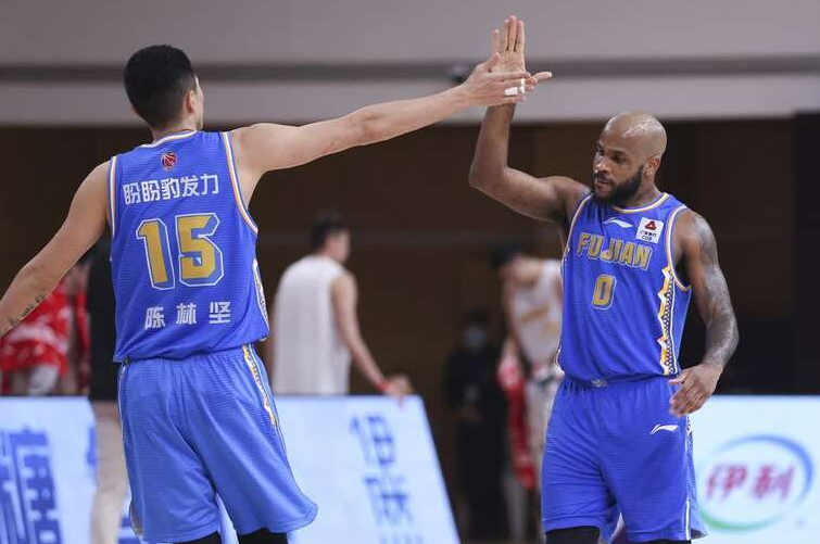 满冠体育-西甲赛程吃紧，托特纳姆今晨手感冰凉，压力陡增，阵容厚度经受考验(西甲赛程赛果)